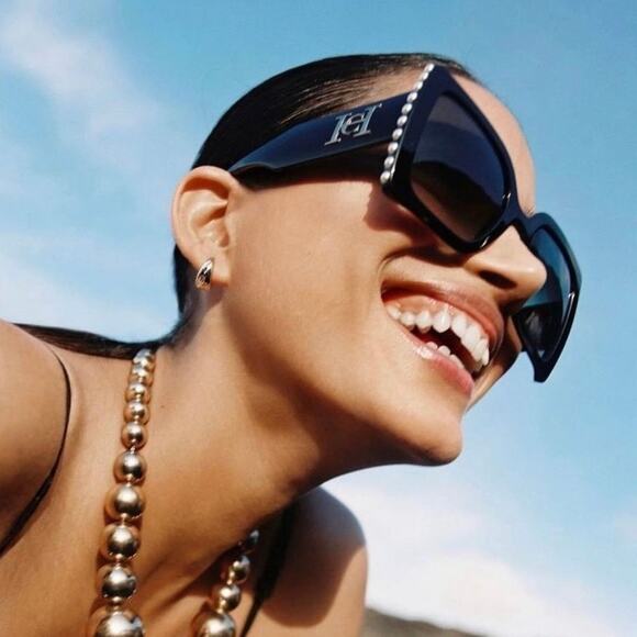 New, CAROLINA HERRERA Sunglasses CH0001/S AHFPR Authentic - Picture 13 of 15